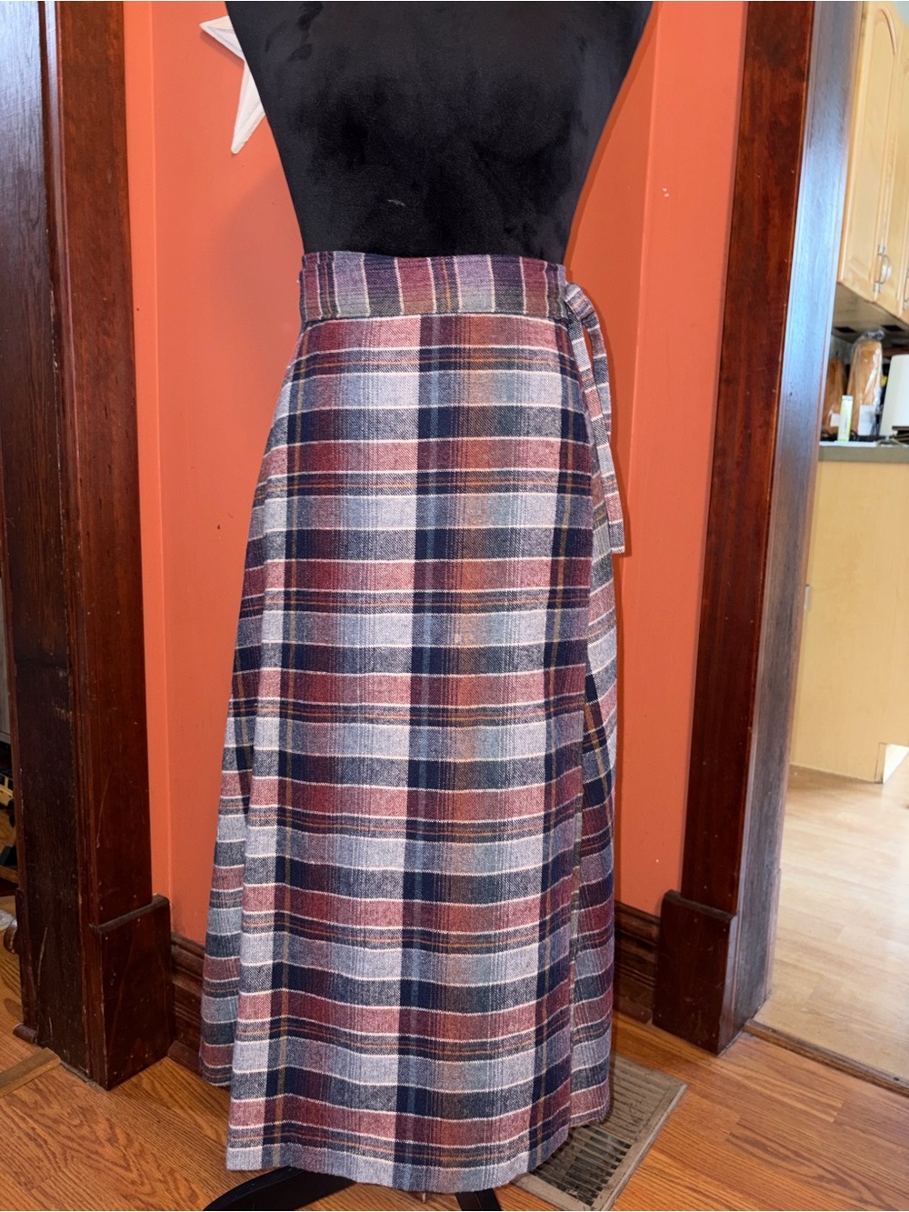 Vintage Parsons Place Plaid tie around skirt